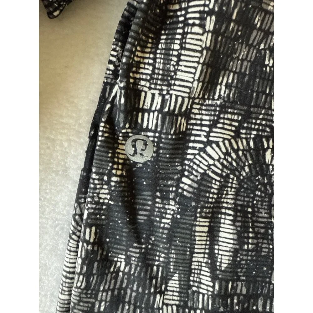 Lululemon size 4 Fast and Free High-Rise Tight 25